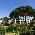 Szálloda Les Jardins De