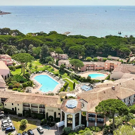 Les Jardins De מלון 3*