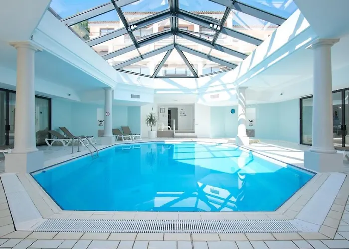 圣马克西姆花园酒店 圣马克西姆