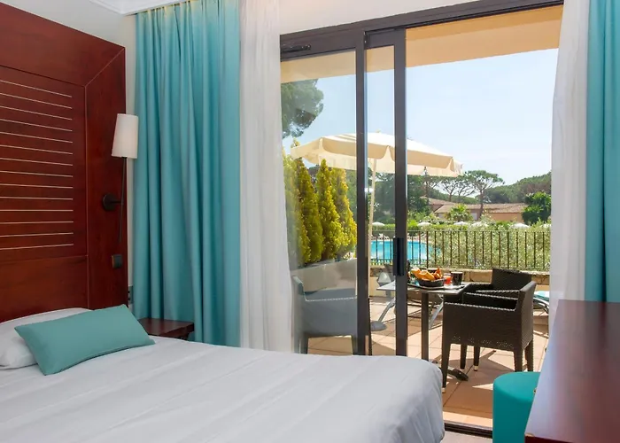 Hotel Les Jardins De 3*