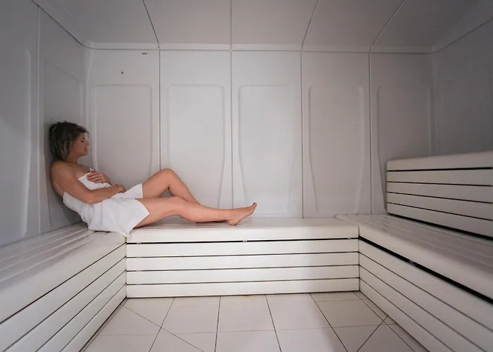 فندق Les Jardins De 3*